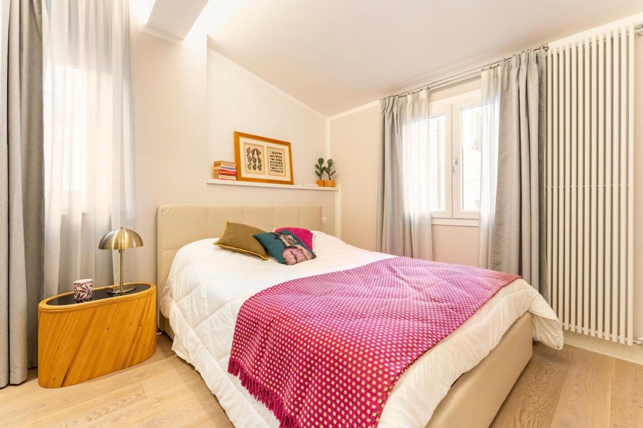 Art Apartment Luxury Sofia Suite Florence Exterior photo